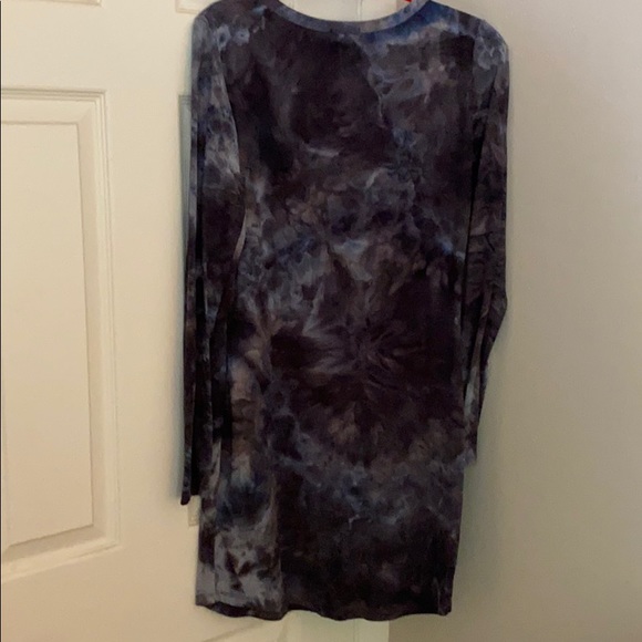 Dress - Picture 4 of 4